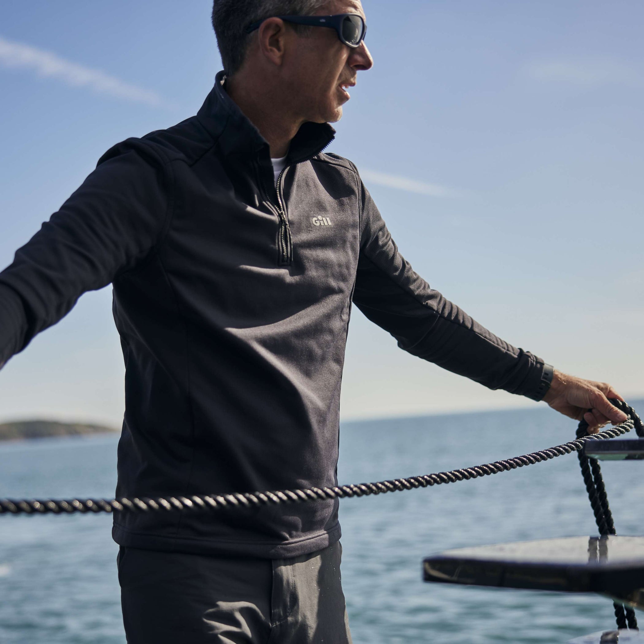 Quest 1/4 Zip Top - Black