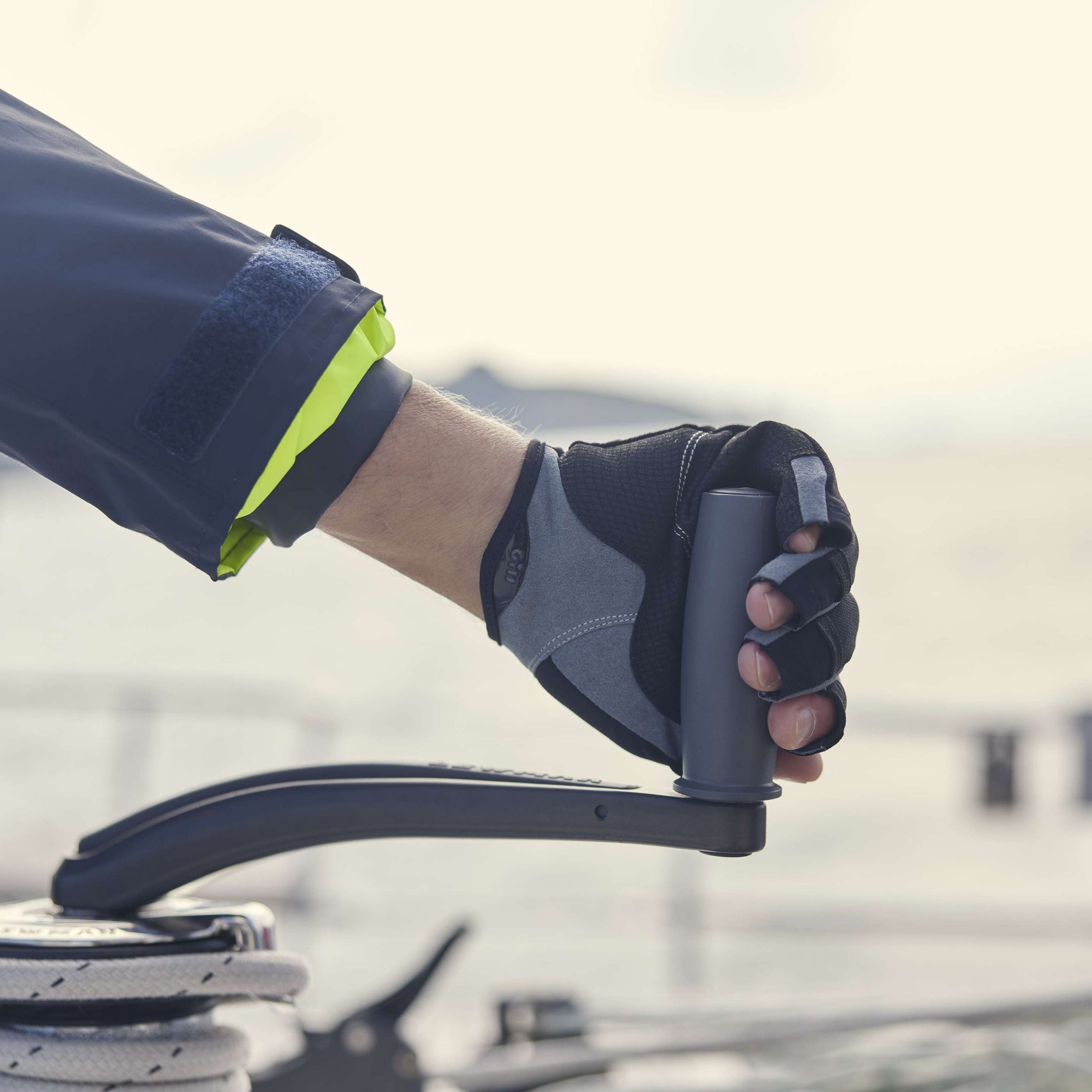 Deckhand Short-Finger Sailing Gloves - Black