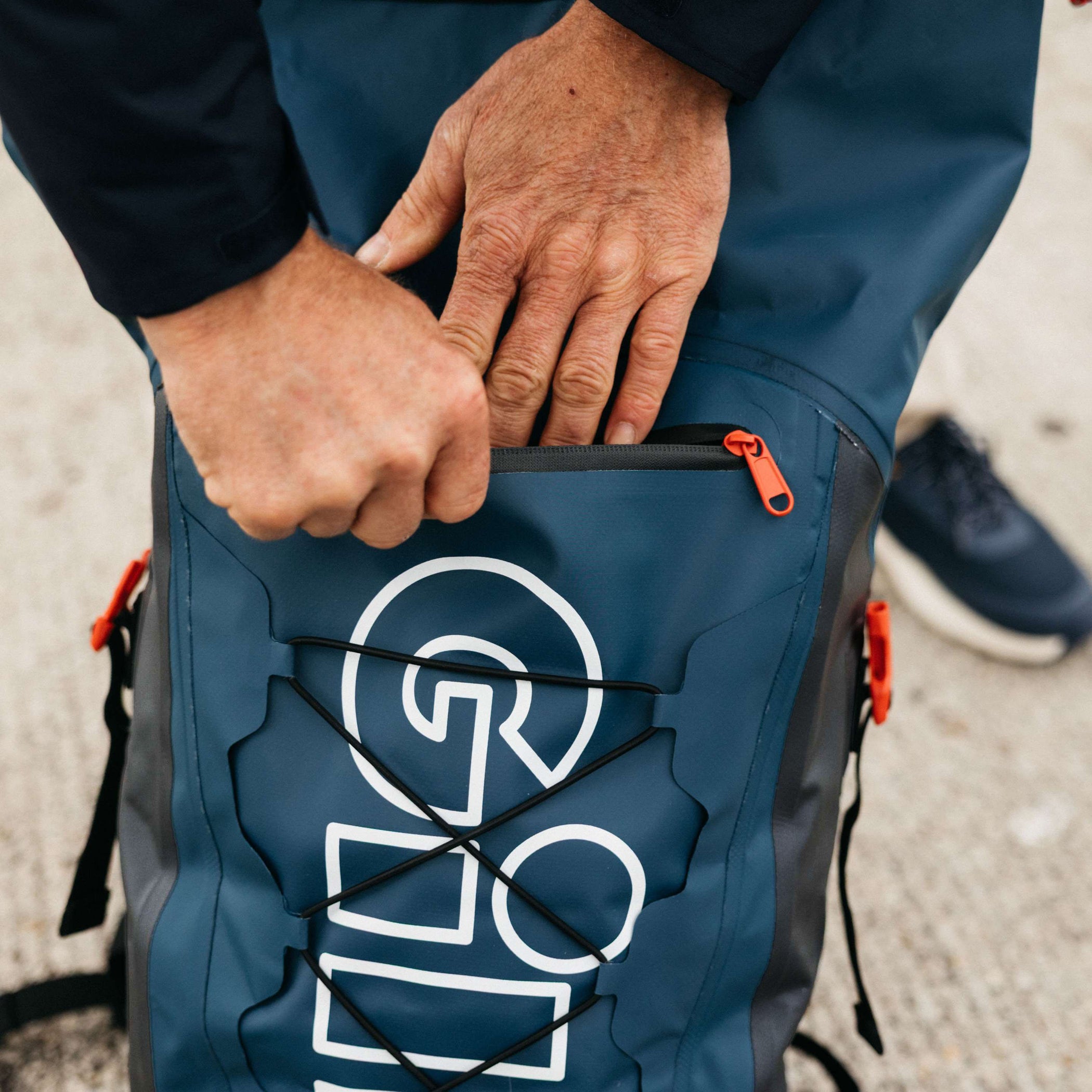 Voyager Kit Bag - Deep Dive